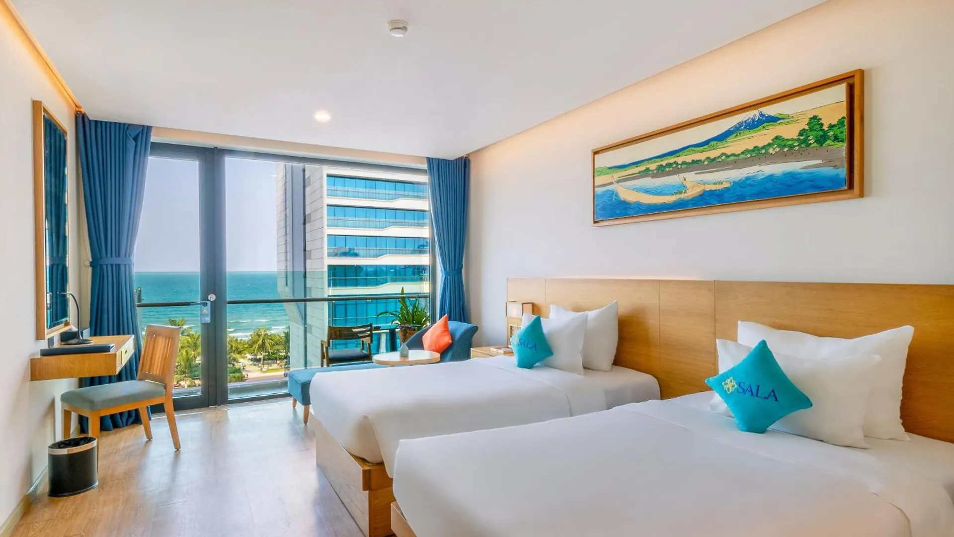 Sala Danang Beach Hotel 4*, Da Nang