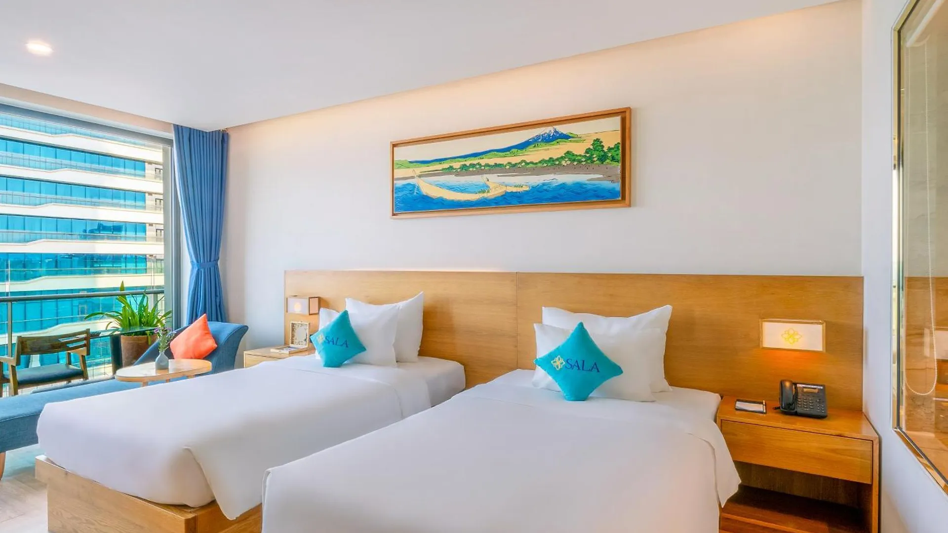 Sala Danang Beach Hotel 4*, Da Nang